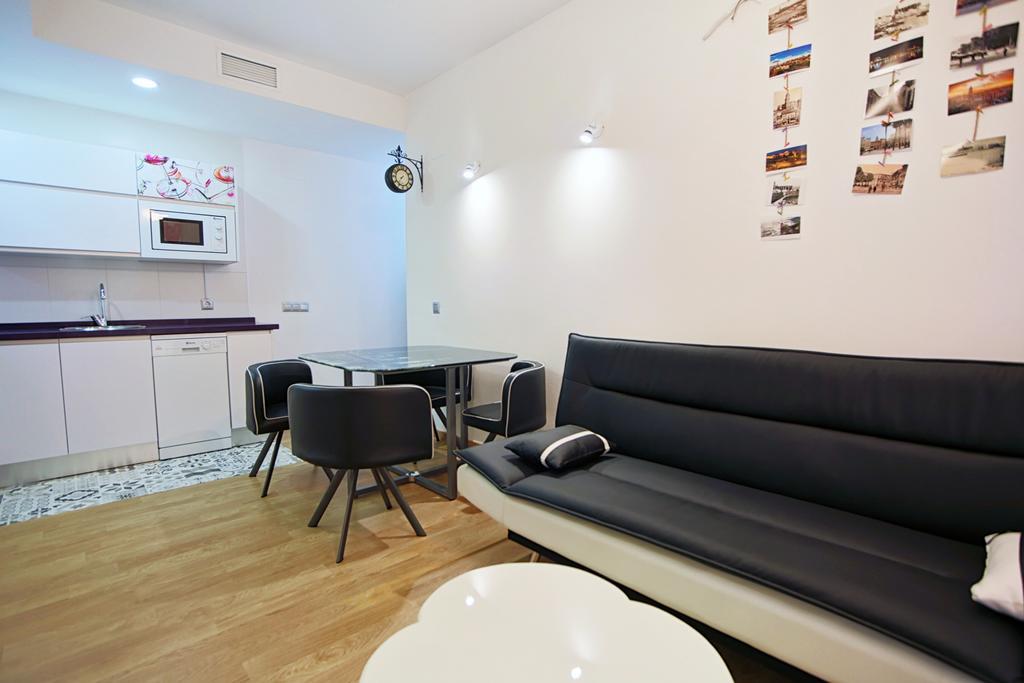Apartamentos Momas La Casa De Mama Malaga Zewnętrze zdjęcie