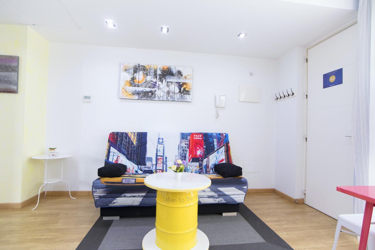 Apartamentos Momas La Casa De Mama Malaga Zewnętrze zdjęcie